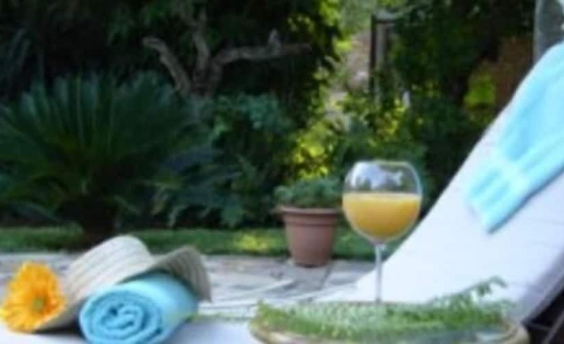 Отель Mist Of Gold