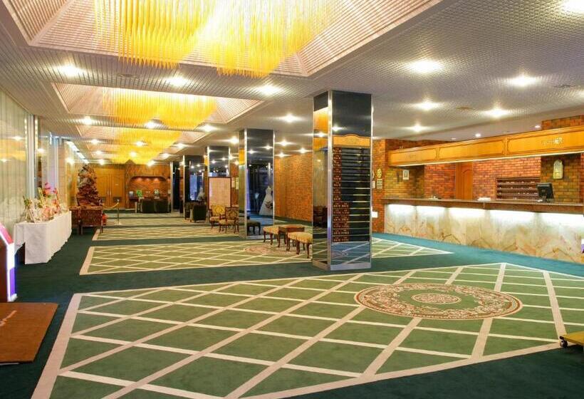 בית מלון כפרי Muroran Prince