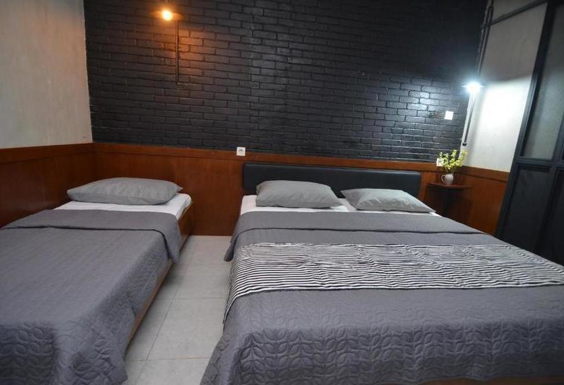 ホテル Naraya House