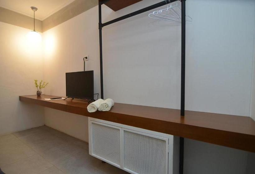 ホテル Naraya House