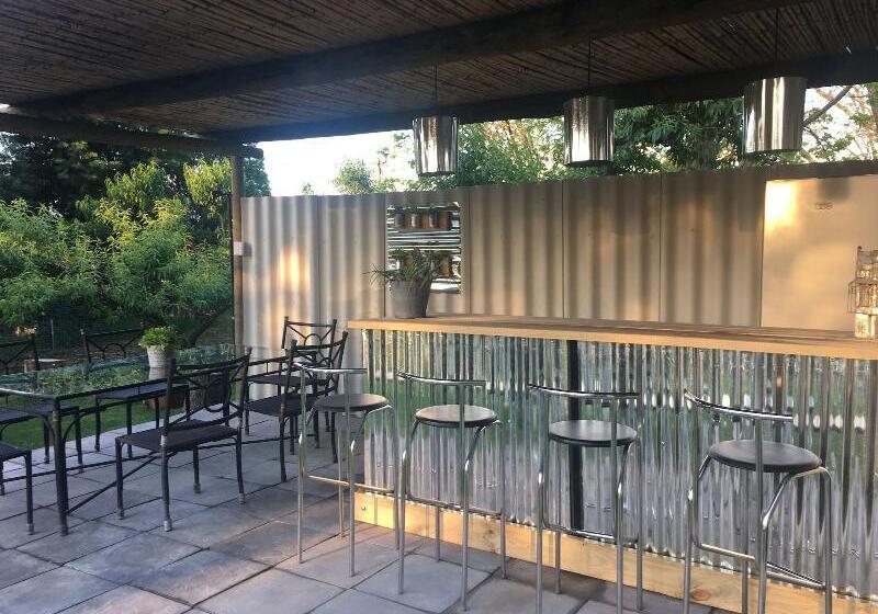 בית מלון כפרי Nuwerus Lodge Paarl