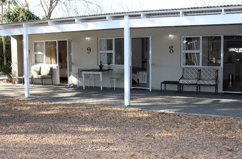 בית מלון כפרי Nuwerus Lodge Paarl