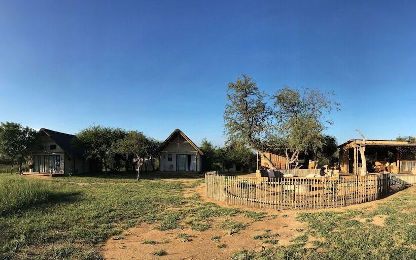 فندق Nyumbani Estate Bush Lodge   All Inclusive