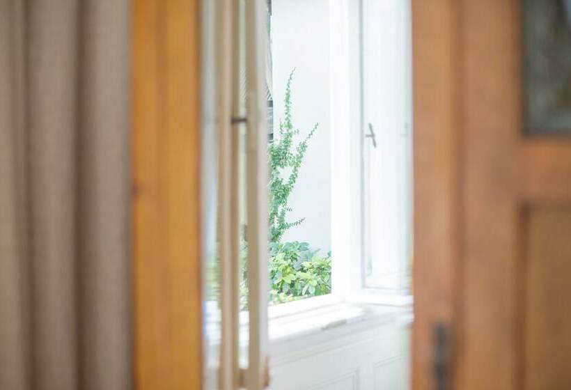 בית מלון כפרי Osborne House