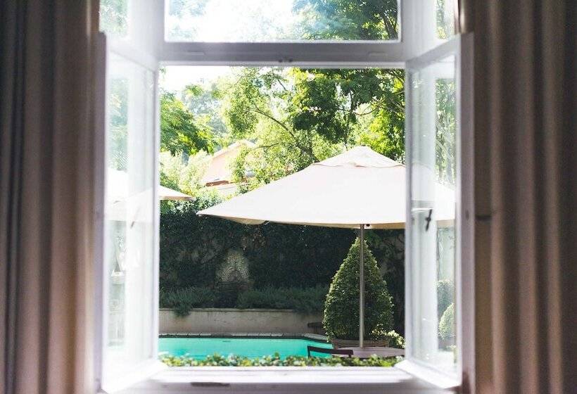 בית מלון כפרי Osborne House