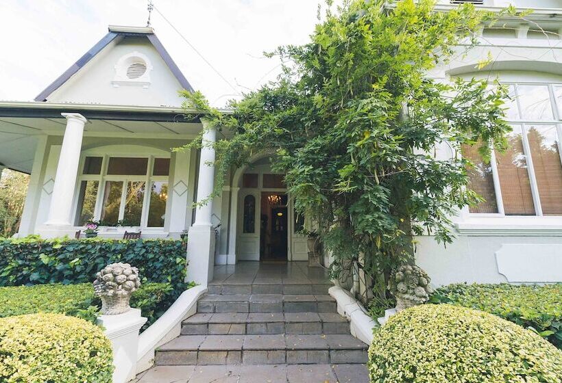 בית מלון כפרי Osborne House