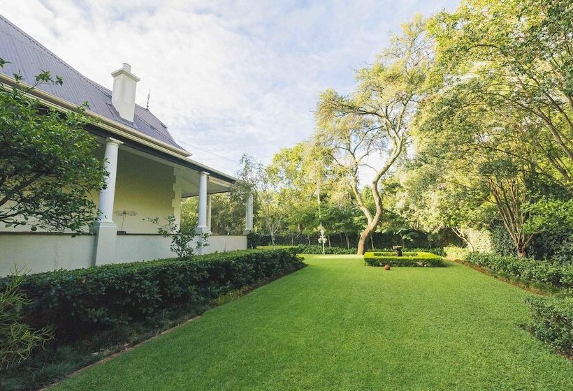 בית מלון כפרי Osborne House