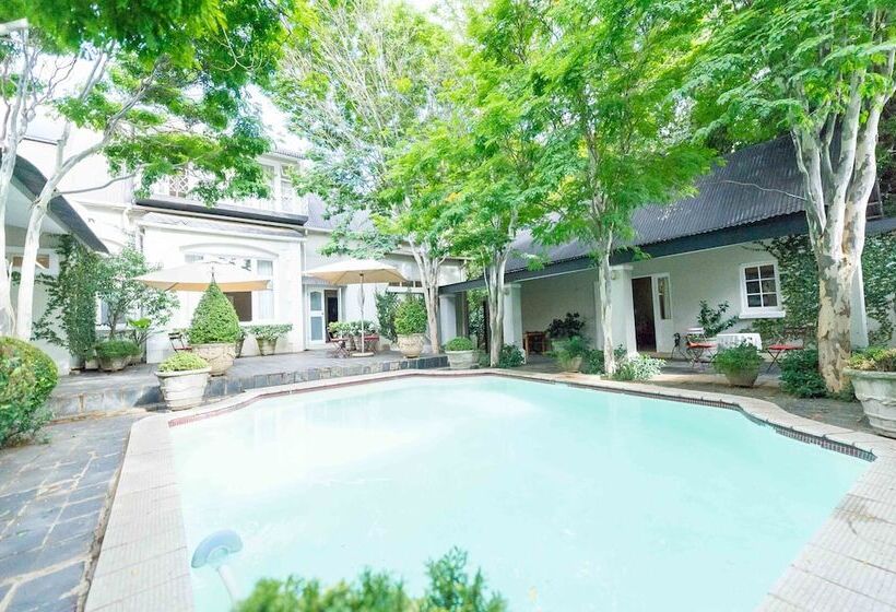 בית מלון כפרי Osborne House