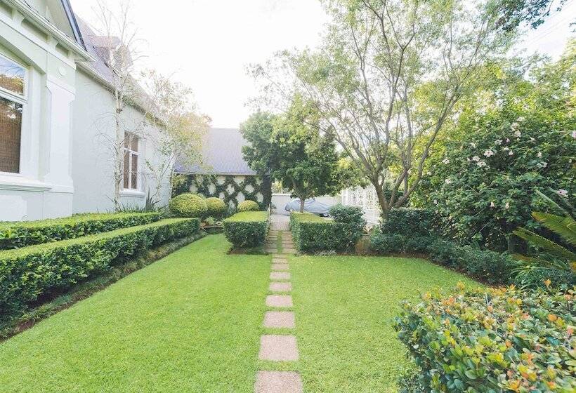 בית מלון כפרי Osborne House