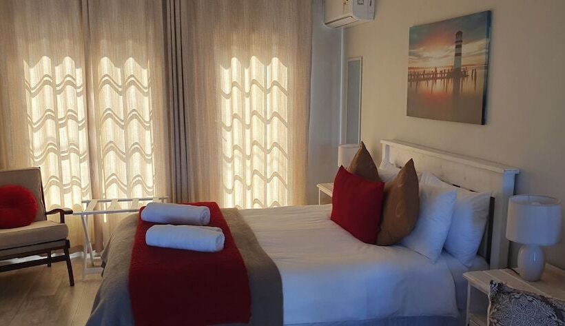 ホテル Outeniqua Enroute