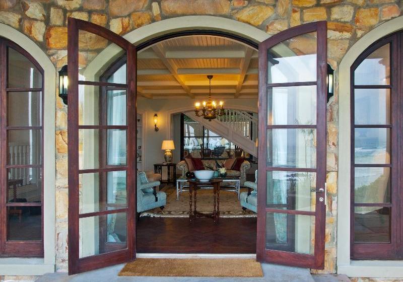 Отель Pezula Private Castle