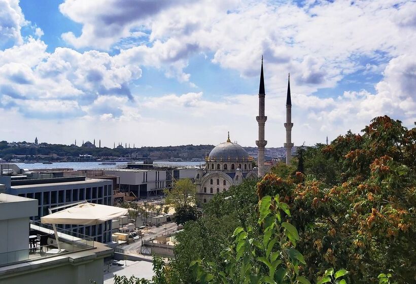 Hotel Port Bosphorus