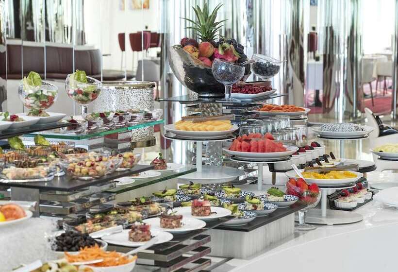 هتل Raffles The Palm