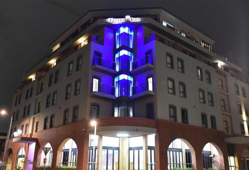 Отель Regal Inn Umhlanga Gateway
