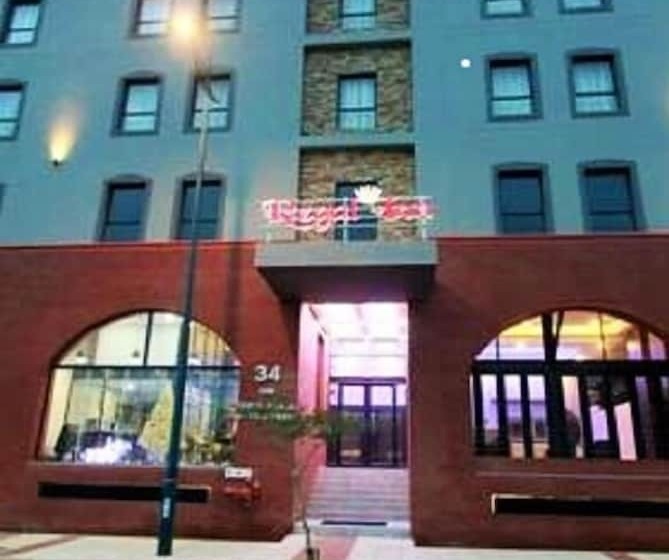 Отель Regal Inn Umhlanga Gateway
