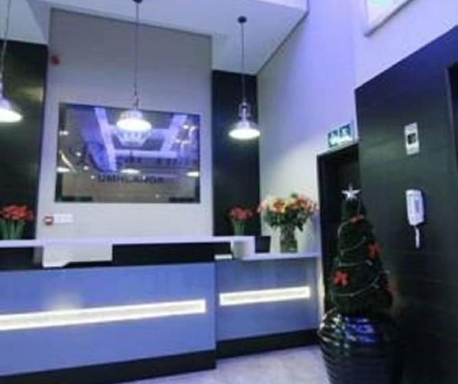 Отель Regal Inn Umhlanga Gateway