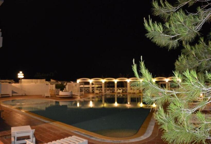 هتل Residence La Corvetta