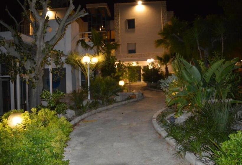 בית מלון כפרי Residence La Corvetta