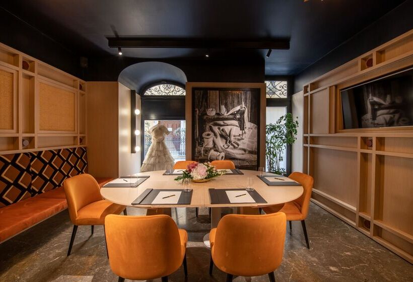 هتل Rosselli Ax Privilege