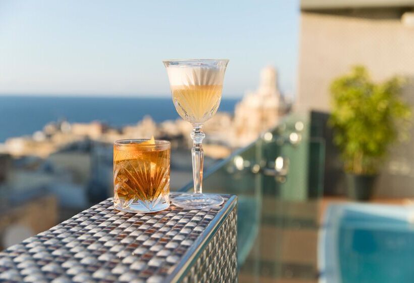 هتل Rosselli Ax Privilege