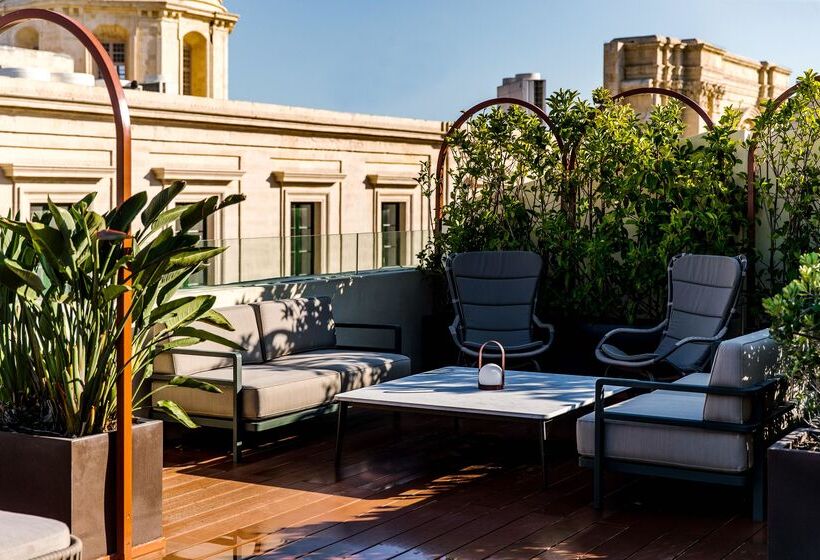 هتل Rosselli Ax Privilege