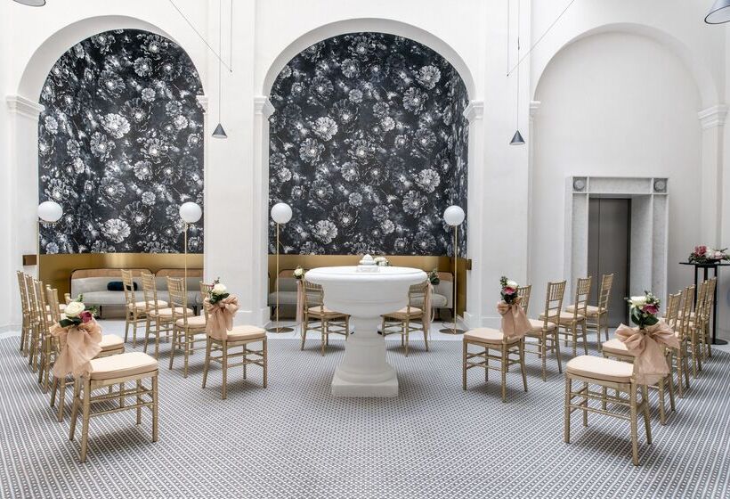 هتل Rosselli Ax Privilege