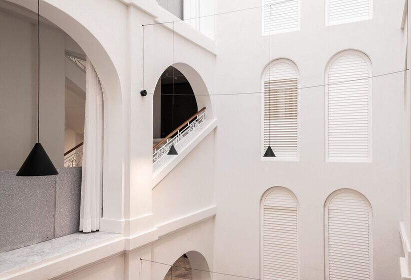 هتل Rosselli Ax Privilege