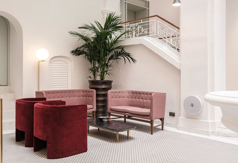 هتل Rosselli Ax Privilege