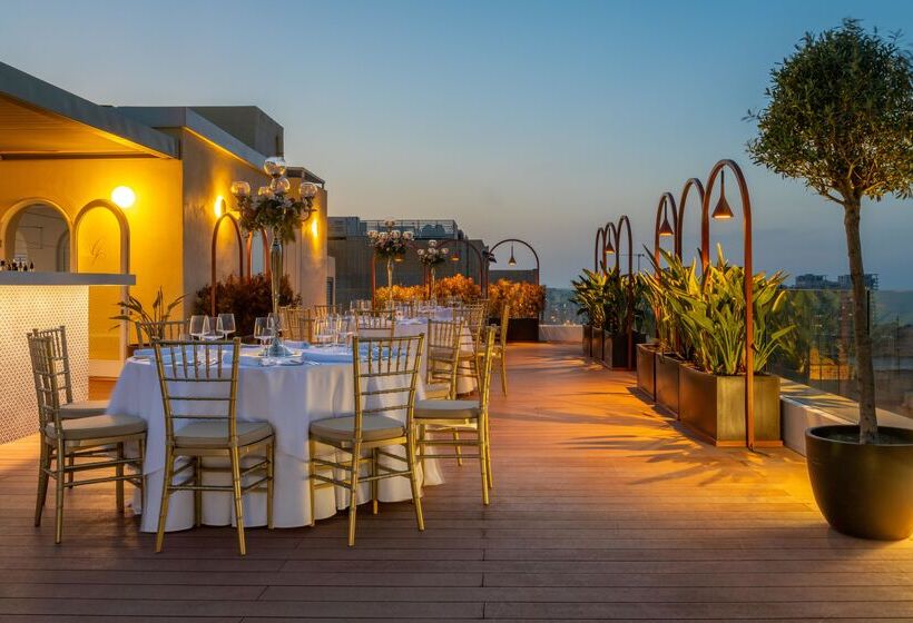 هتل Rosselli Ax Privilege