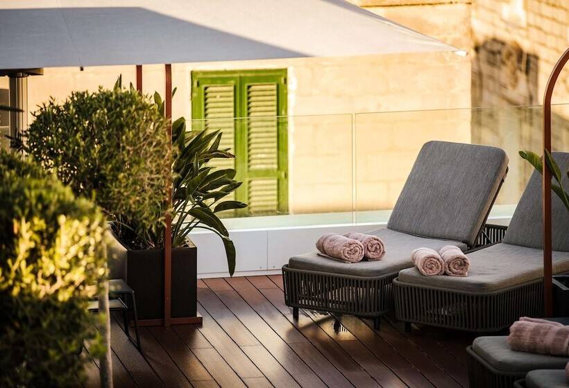 هتل Rosselli Ax Privilege