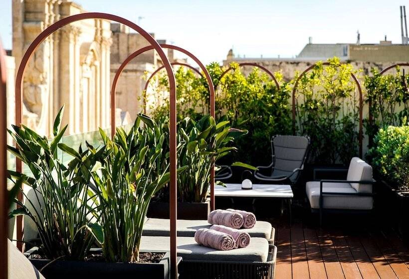 هتل Rosselli Ax Privilege