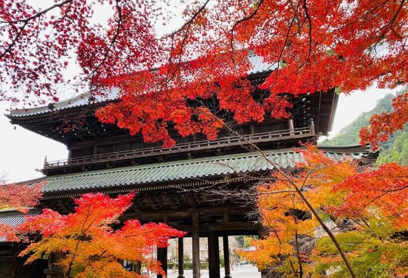 Отель Ryokan Tanakaya