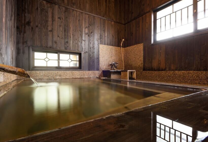 호텔 Ryokan Tarobee
