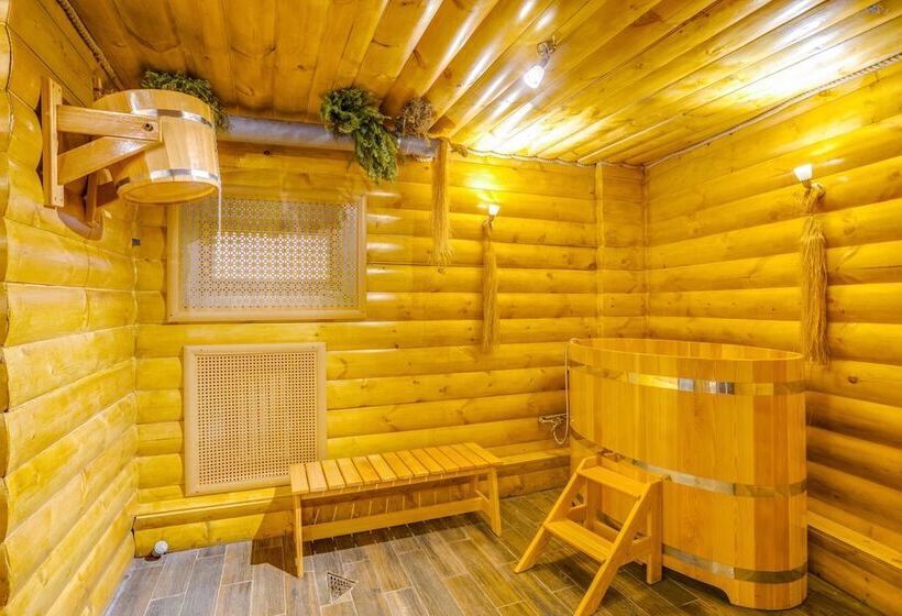 هتل Sadovnicheskaya