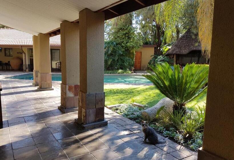 فندق Santai Guesthouse