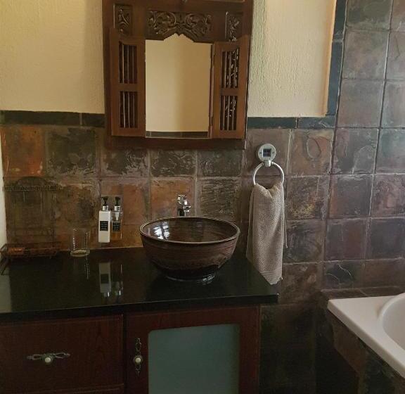 فندق Santai Guesthouse