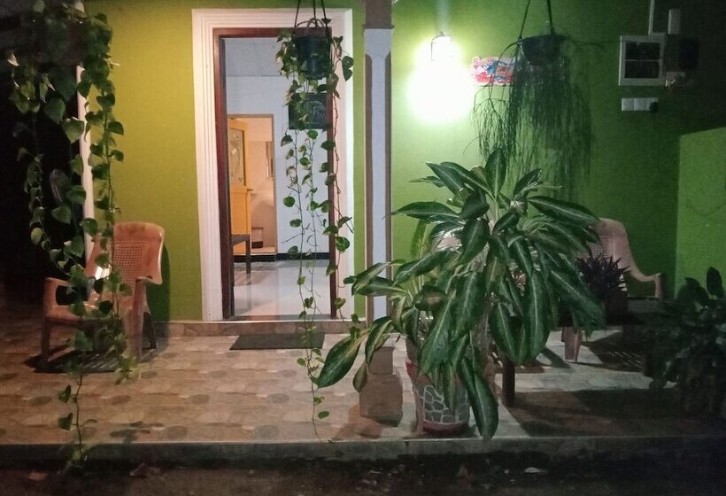 호텔 Sigiriya Rock Gate Resort