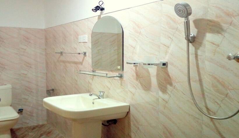 호텔 Sigiriya Rock Gate Resort