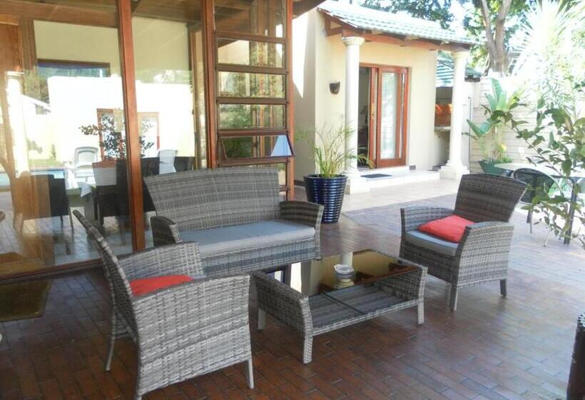 ホテル Somona Guest House