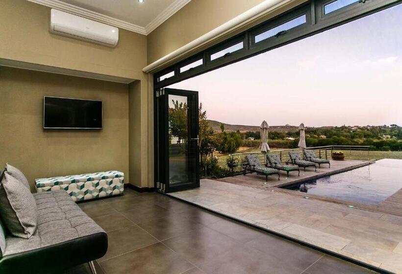 هتل Sonas Boutique