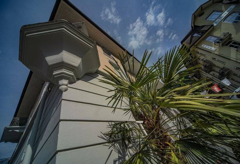 酒店 Grand Your Home With Common Kitchens With Self Check In