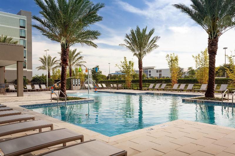 호텔 Springhill Suites By Marriott Orlando At Millenia