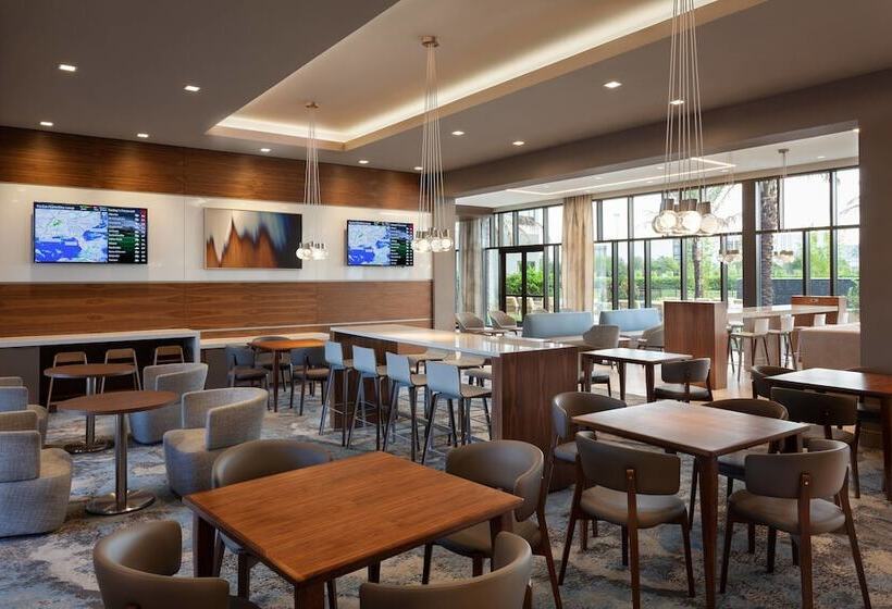 호텔 Springhill Suites By Marriott Orlando At Millenia