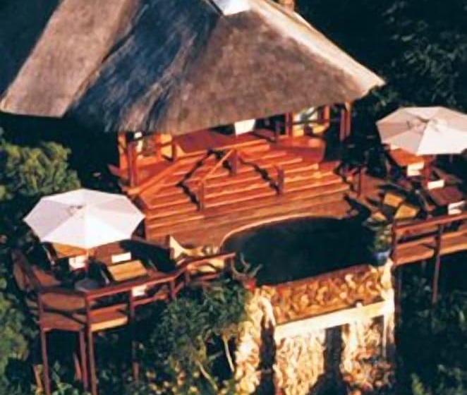 ホテル Tanamera Lodge