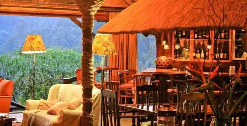 ホテル Tanamera Lodge