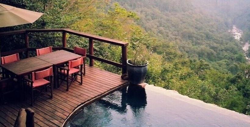 ホテル Tanamera Lodge