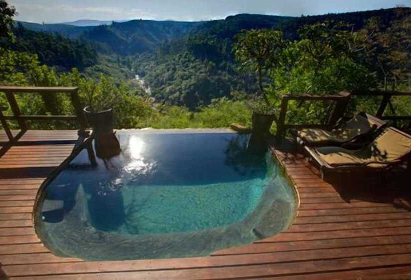 ホテル Tanamera Lodge