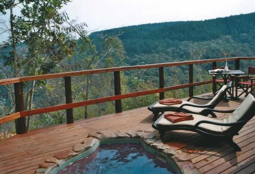 ホテル Tanamera Lodge