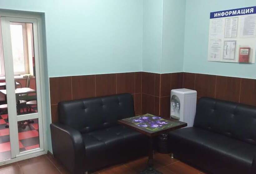 בית מלון כפרי Tarleon Mini