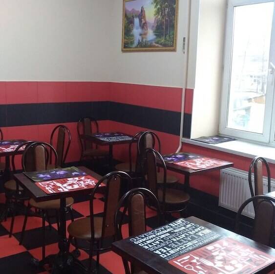 בית מלון כפרי Tarleon Mini